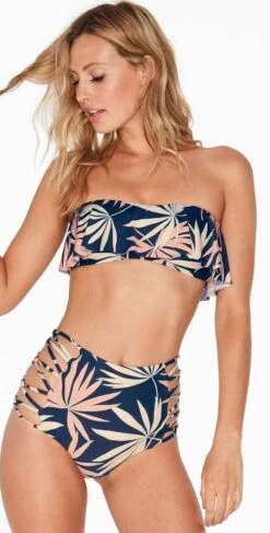 L Space Lynn Top In Polynesian Palm PNLYT18-NVY